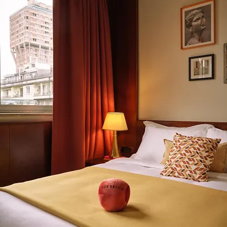 Max Brown Missori, Part Of Sircle Collection 4* Milano