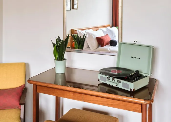 Otel Max Brown Missori, Part Of Sircle Collection